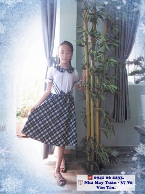 Đầm liền trường tiểu học Lương Sơn 